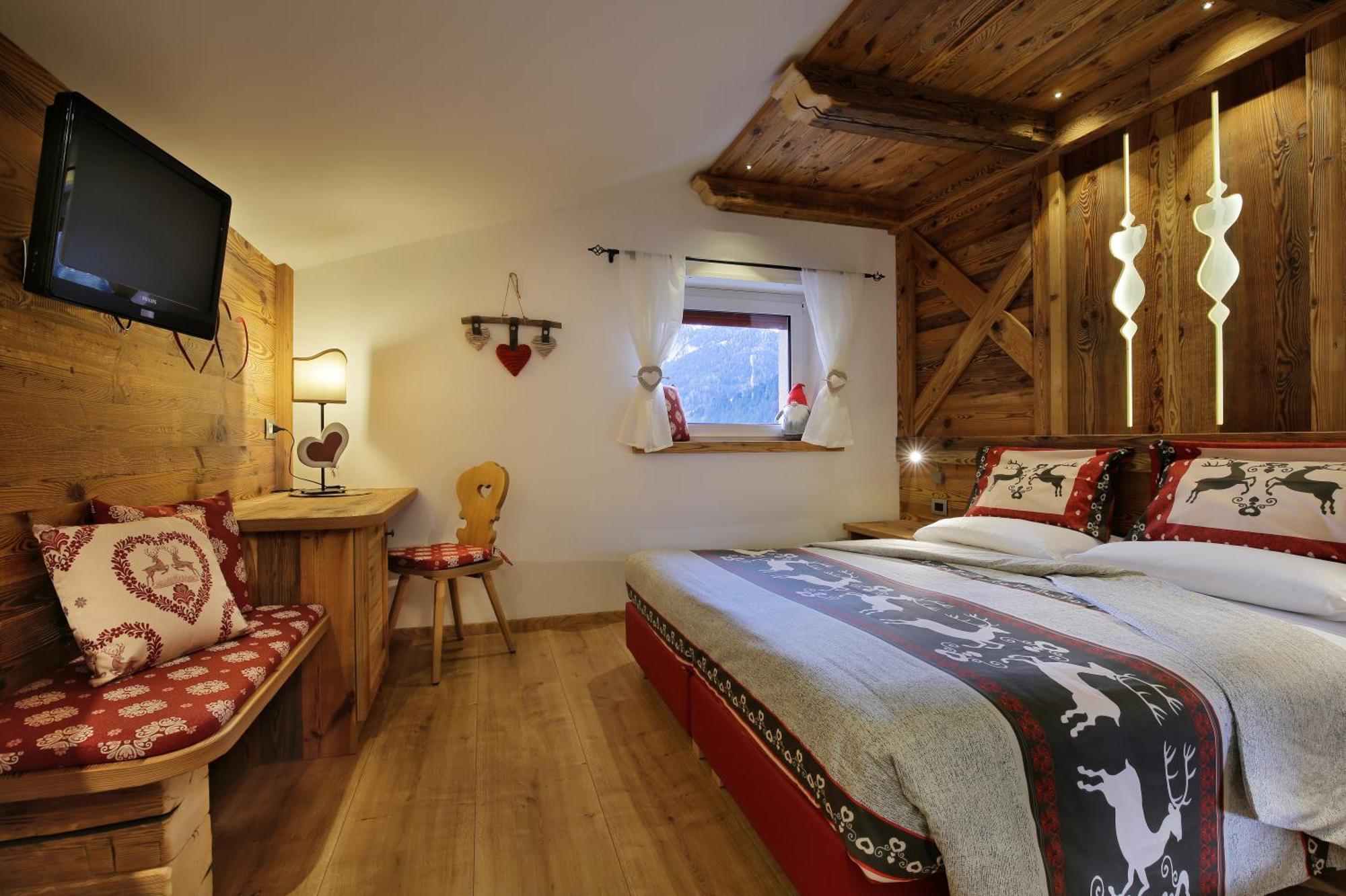 Hotel Azola Канацеї Екстер'єр фото